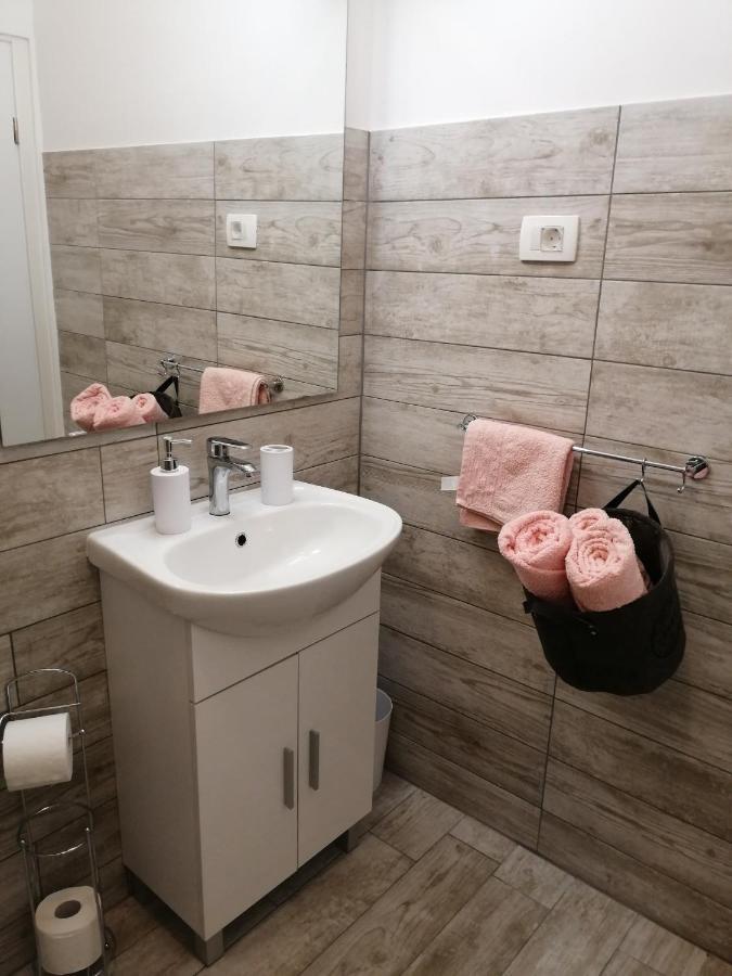Apartmani Nevera كرك المظهر الخارجي الصورة